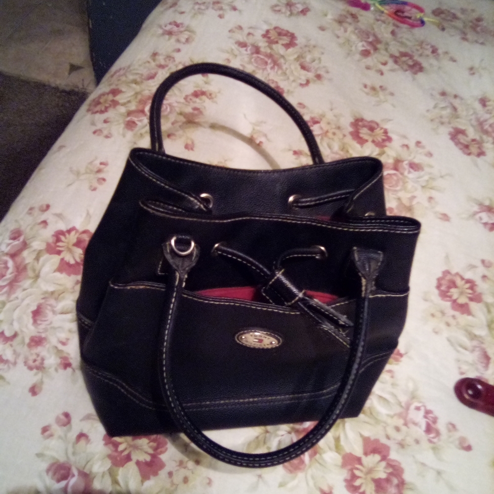 Tommy Hilfiger purse